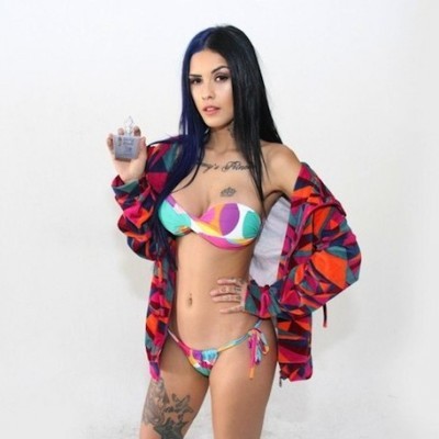 Tati Zaqui Gostosa Novinha 2016