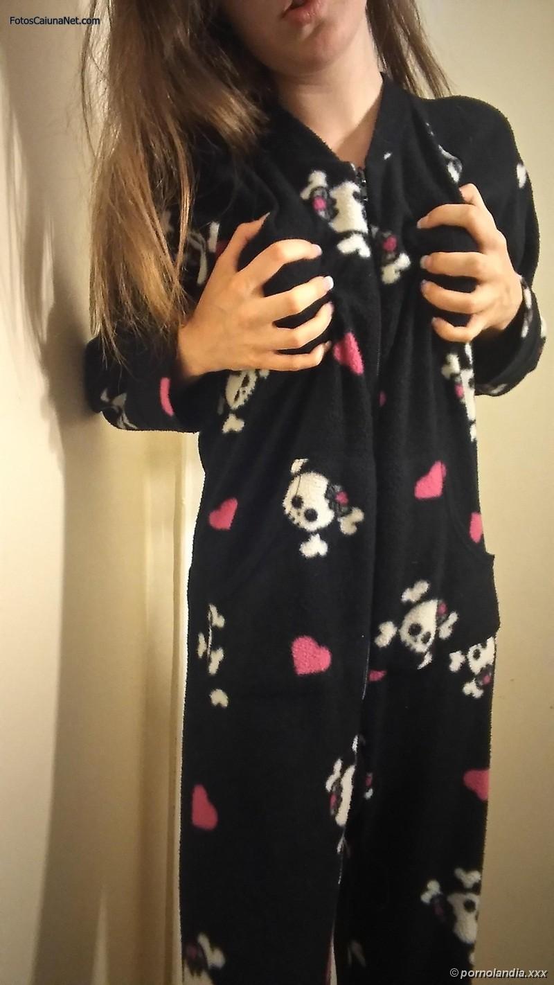 Gostosa peituda 32 anos em nudes caseiro - Foto 103942